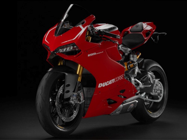 News motor bike 2013 with the EICMA: Ducati 1199 Panigale R, Reinforced in Racing
