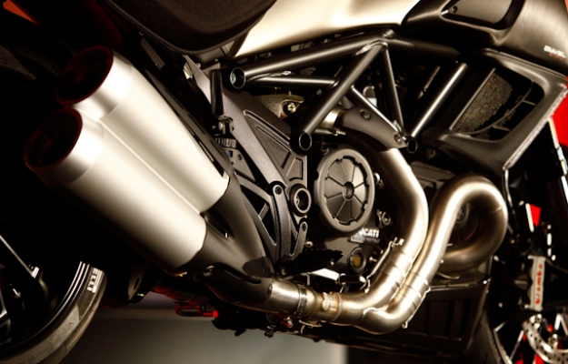 Ducati 1200 Diavel Strada - Innovation 2013 presentation