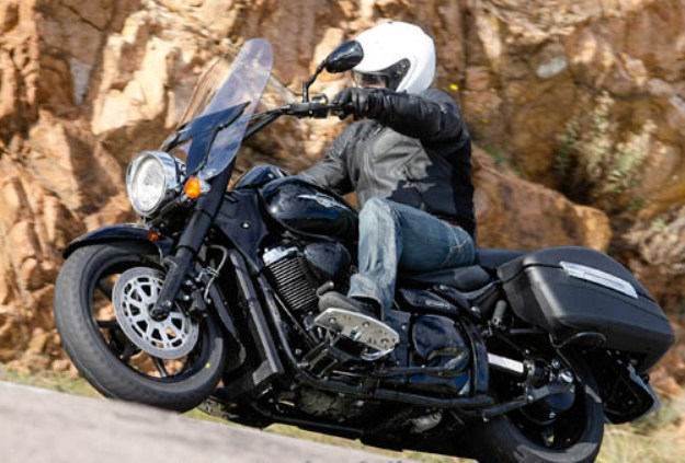 Test Suzuki Intruder C1500T: The offensive bagger is launched!