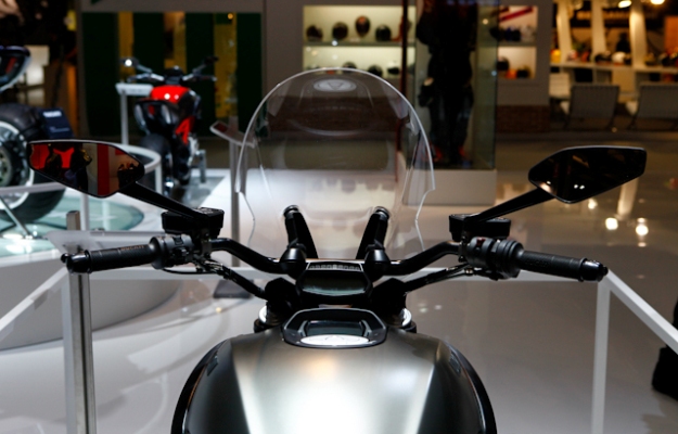 Ducati 1200 Diavel Strada - Innovation 2013 presentation