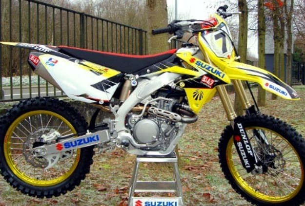 News motorcycle 2013: Suzuki RM-Z 250 and 450 Factory Replica