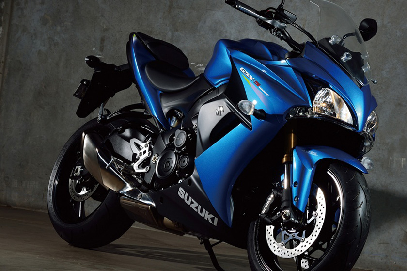 2016 Suzuki GSX-S1000F ABS vs 2016 Kawasaki Ninja 1000 ABS