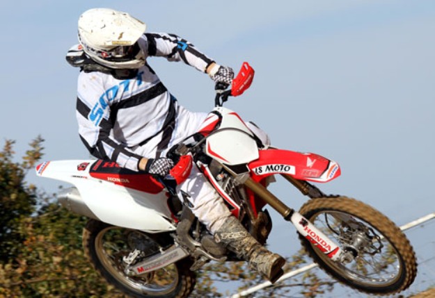 Test HM CRF 300 R: Character moreover!