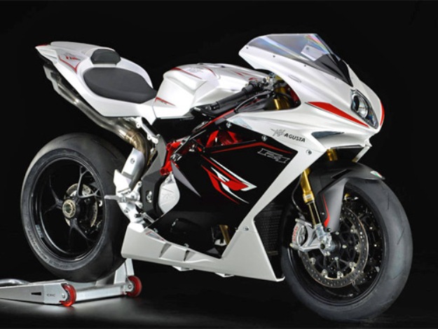 Test MV Agusta F4 2013: The Prestige of the Directions