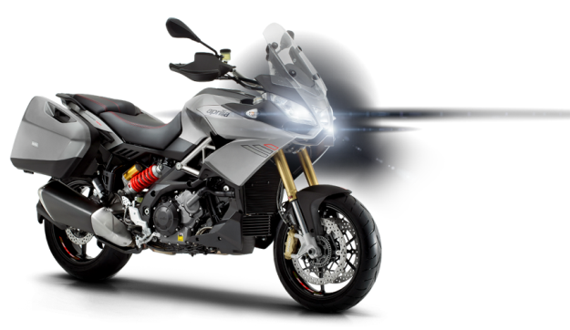Test Aprilia Caponord 1200 Travels Pack: First feelings with the handlebar of the new maxi
