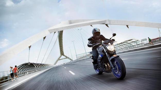 Comparative motorcycles Honda CB500F vs Honda NC700S vs Kawasaki Z800e vs Suzuki SFV 650 Gladius vs Yamaha XJ6 N: Which is the best A2 motorcycle?
