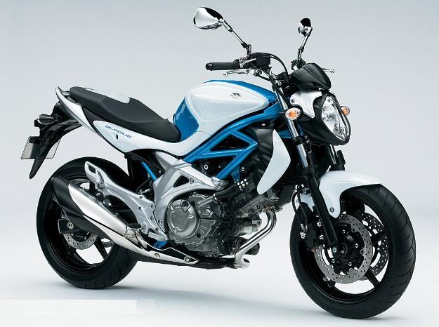 Comparative motorcycles Honda CB500F vs Honda NC700S vs Kawasaki Z800e vs Suzuki SFV 650 Gladius vs Yamaha XJ6 N: Which is the best A2 motorcycle?