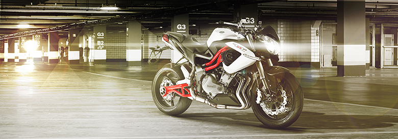 Benelli TNT 899 Naked Sports Motorcycle