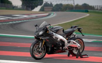 2019 Aprilia RSV4 RR Factory 1000 Sports Bike