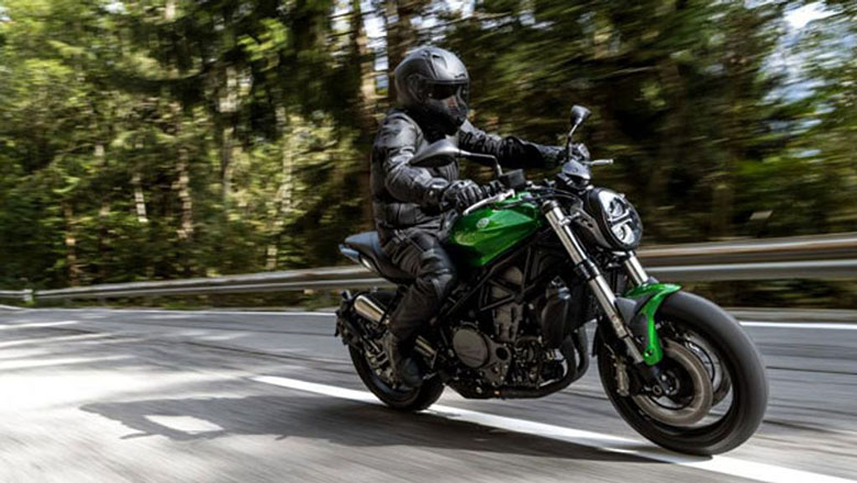 2020 Benelli 752 S Naked Bike