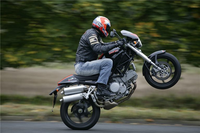 Top Ten Cheap Motorcycles for Wheelie Top Rated
