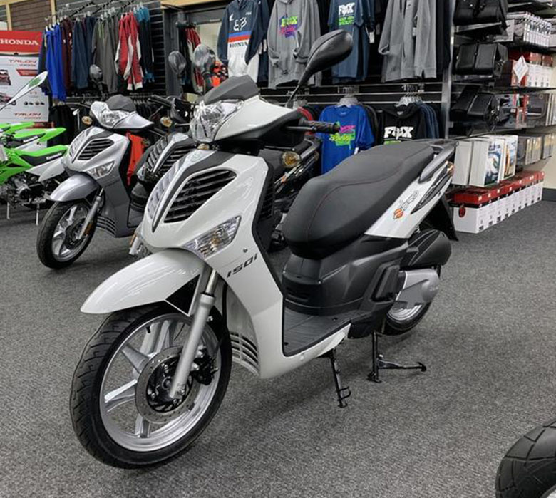 Ringlet couscous Adskille 2020 Benelli Caffenero 150 Scooter Review Specs | Bikes Catalog