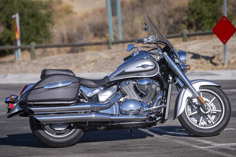 Suzuki Boulevard C90T 2019 Cruiser Review Price Specs