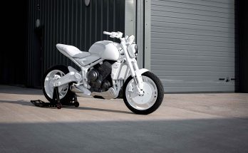 Triumph Revealed Its New Trident Prototype