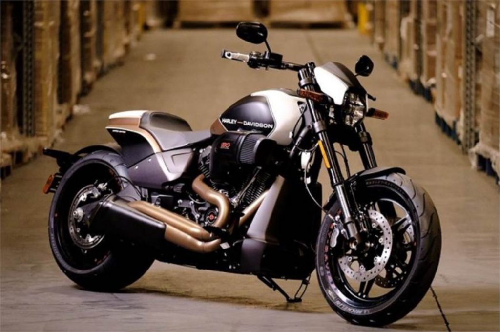 powerful cruiser motorcycles