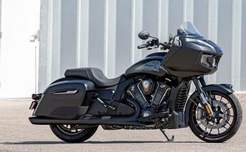 Indian 2020 Challenger Dark Horse Bagger Motorcycle