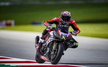 2021 Aprilia Tuono V4 X Sports Motorcycle