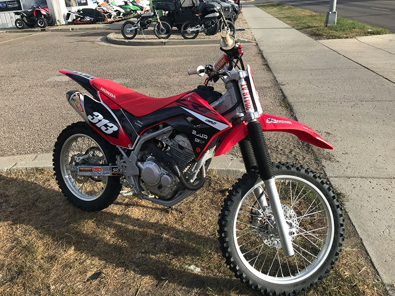 2020 Honda CRF250F potente moto de cross