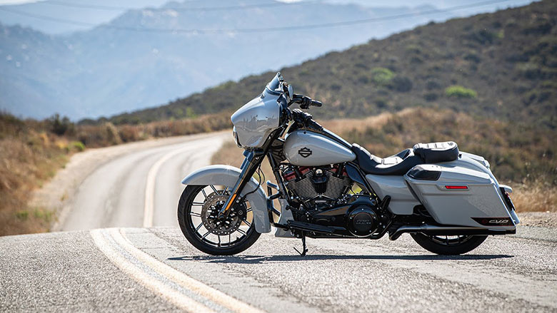 2020 Harley-Davidson CVO Street Glide Touring Bike