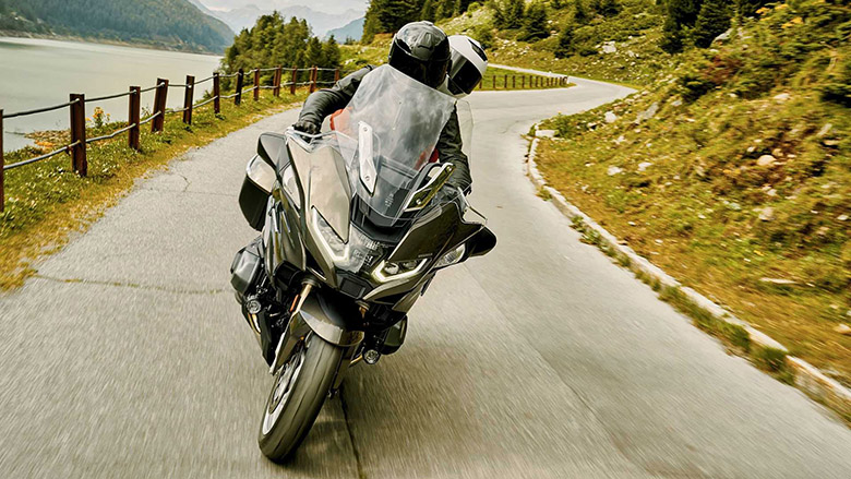 BMW R 1250 RT 2021 Powerful Touring Bike