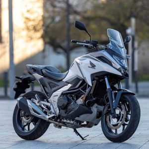 Honda nc750x наклейка