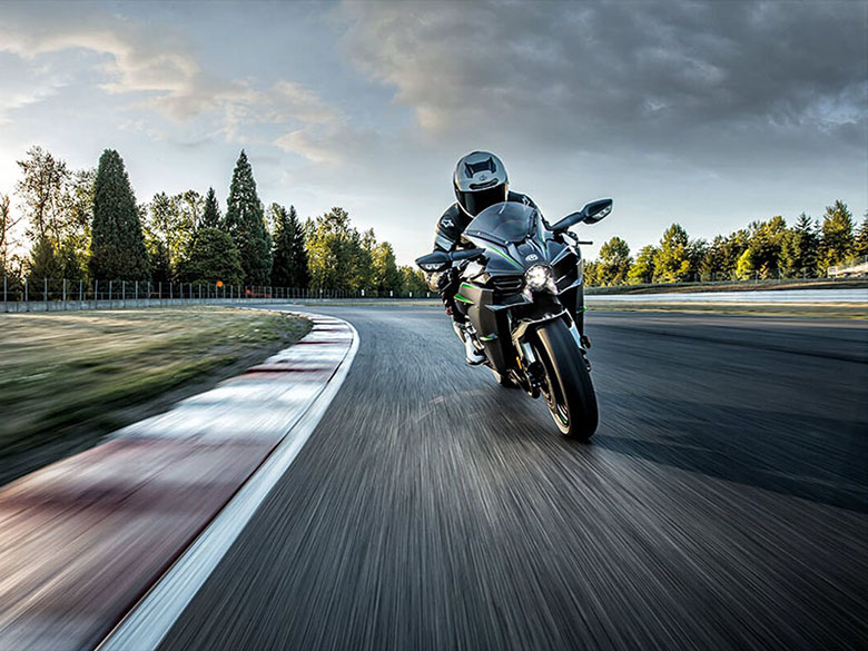 2021 Kawasaki Ninja H2 Carbon Sports Motorcycle