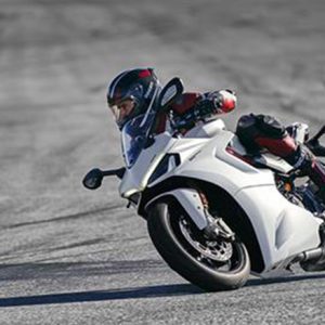 2022 Ducati SuperSport 950 S Sports Motorcycle