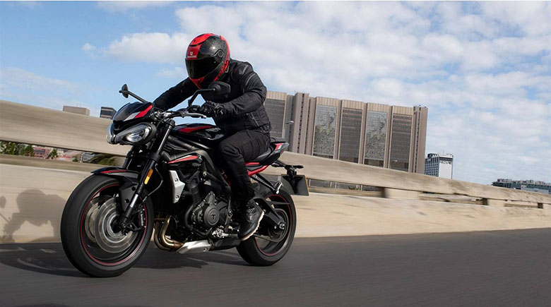 2022 Triumph Street Triple R Low Roadster