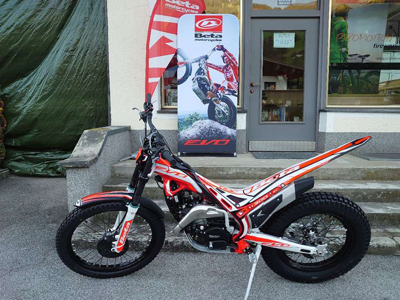 2022 Beta Evo 2T 300 Dirt Bike