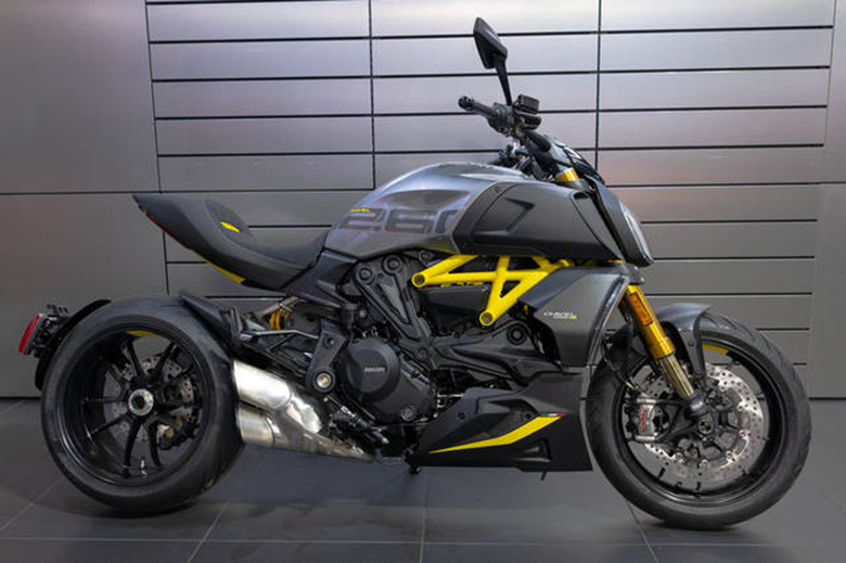 2023 Ducati Diavel 1260 Naked Motorcycle