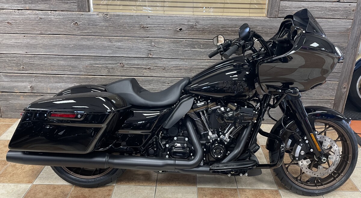 2023 Harley-Davidson Road Glide ST Touring Bike