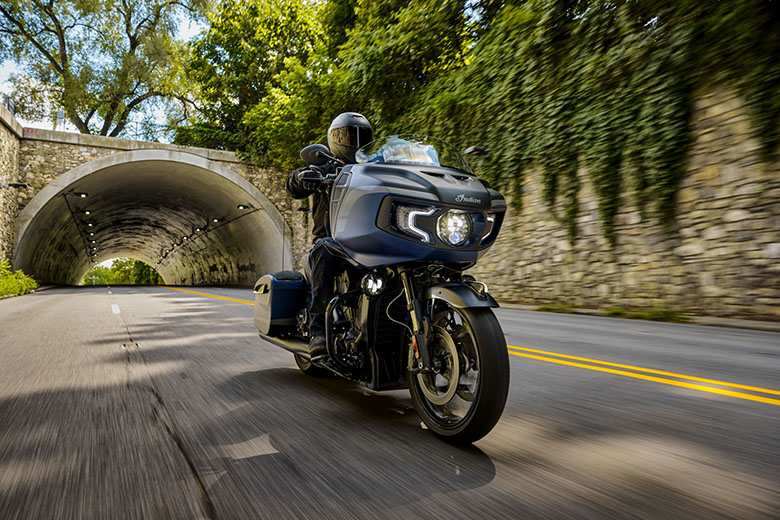 Indian 2023 Challenger Elite Touring Bike
