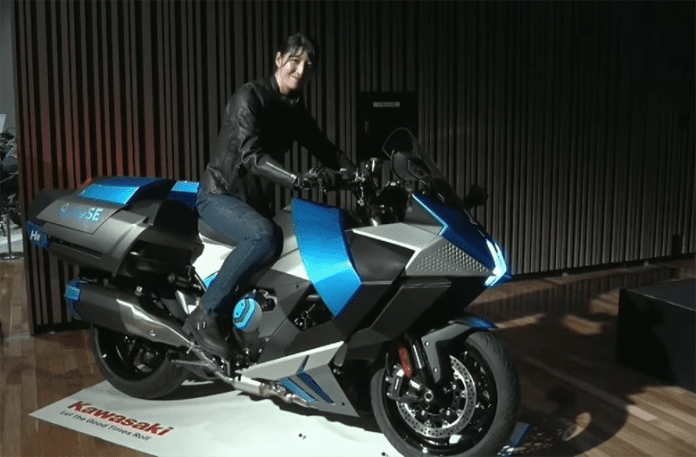 Kawasaki Reveals Bulky New Hydrogen Bike