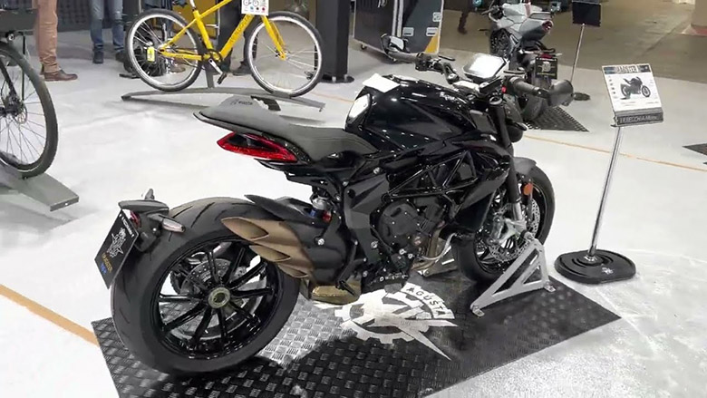 2023 MV Agusta Dragster R Naked Bike