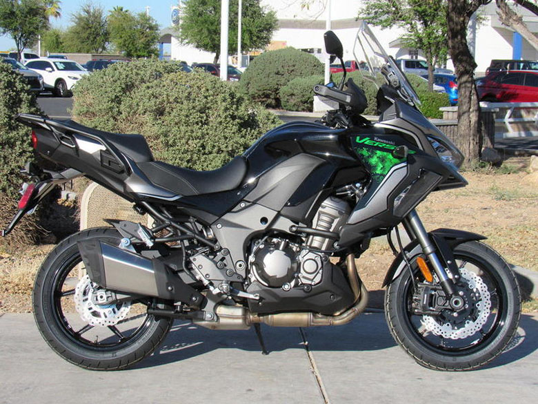 2023 Kawasaki Versys 1000 SE LT Plus Touring Bike