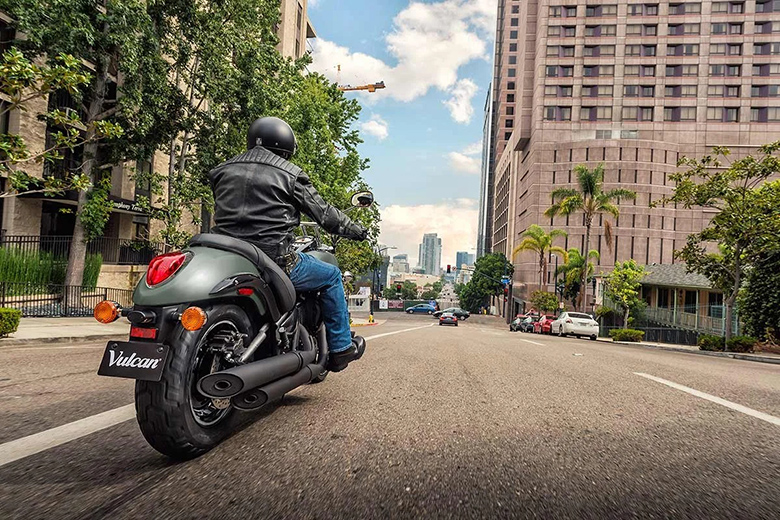 2023 Kawasaki Vulcan 900 Custom Cruiser