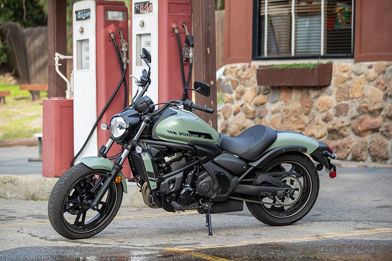 2023 Kawasaki Vulcan S Café Cruisers