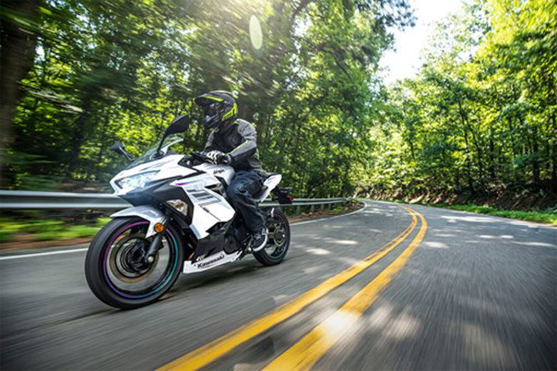 2023 Kawasaki Ninja 400 Sports Motorcycle