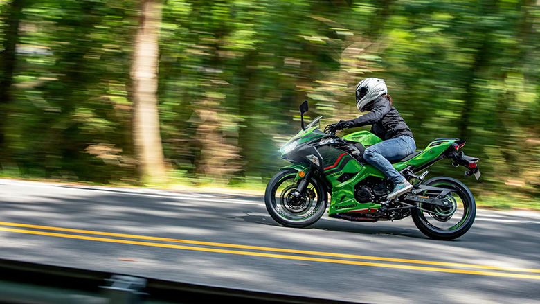 2023 Kawasaki Ninja 400 Sports Motorcycle