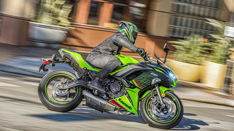 2023 Kawasaki Ninja 650 Sports Bike