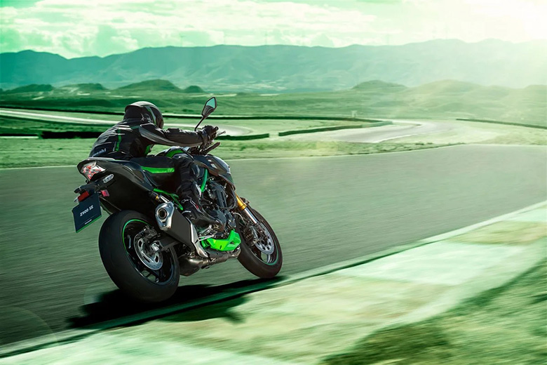 2023 Kawasaki Z900 SE Sports Motorcycle