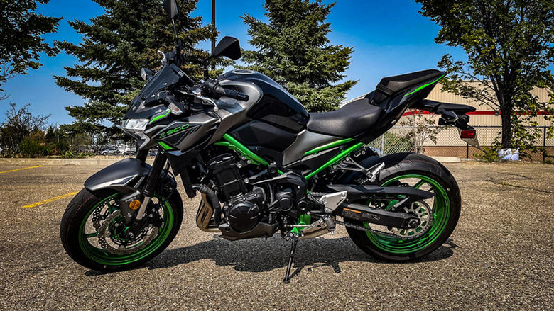 2023 Kawasaki Z900 SE Sports Motorcycle