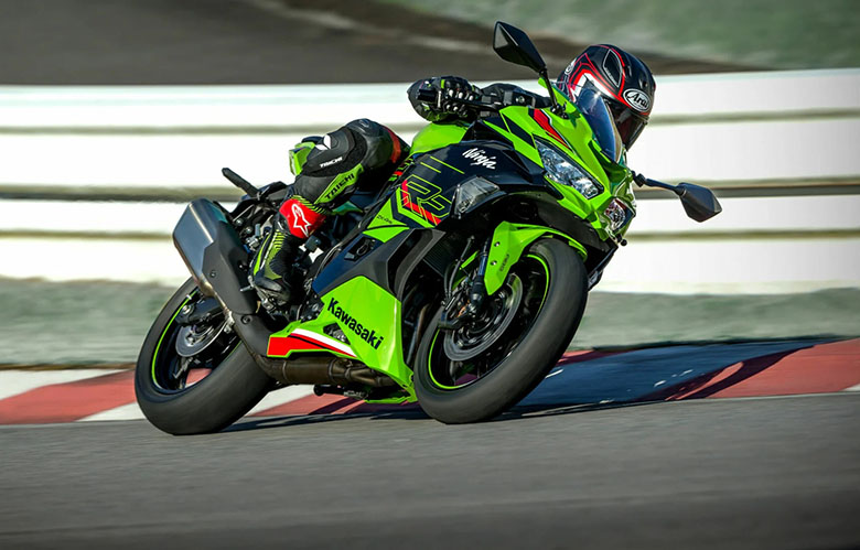 2023 Kawasaki Ninja ZX-4R Sports Motorcycle