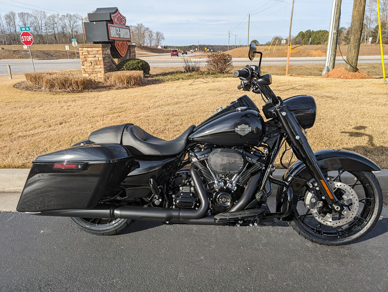 2024 Harley-Davidson Road King Special Touring Bike