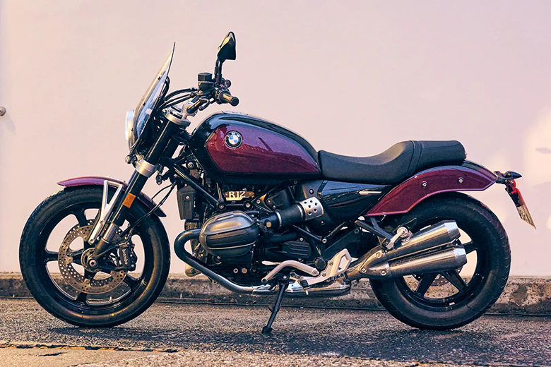 2024 BMW R 12 Heritage Motorcycle