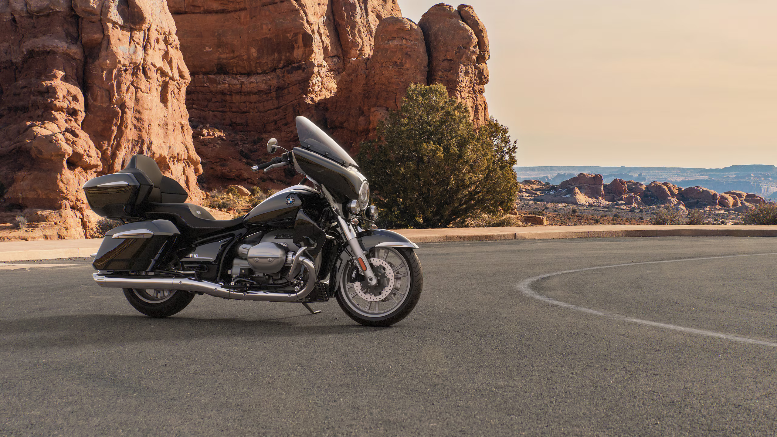 2024 BMW R 18 Transcontinental Cruisers