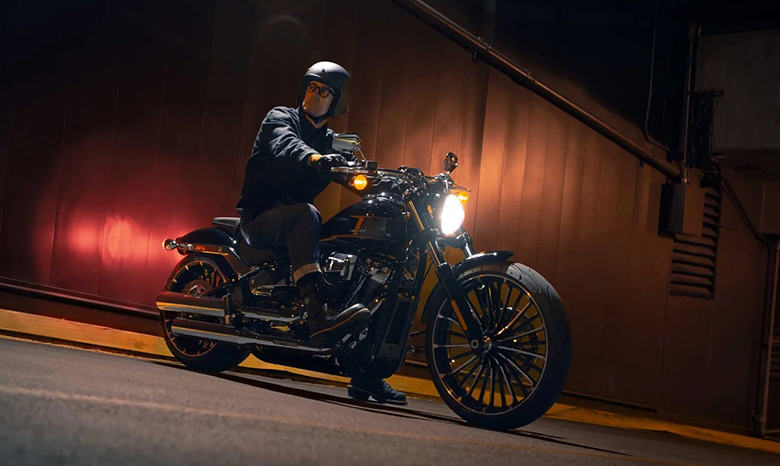 2024 Harley-Davidson Breakout 117 Cruisers