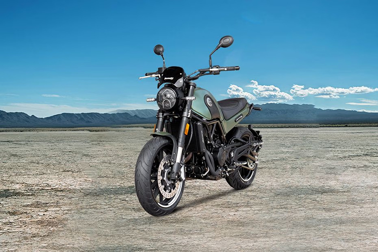 2025 Benelli Leoncino 500 Naked Motorcycle
