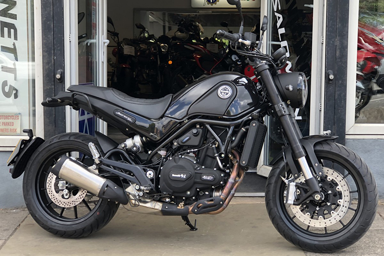 2025 Benelli Leoncino 500 Naked Motorcycle