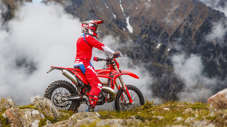 Beta 2025 RR Racing 2T X-Pro 250 Dirt Bike